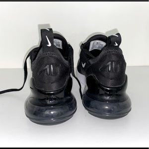 NIKE-BLACK TENNIS SHOES